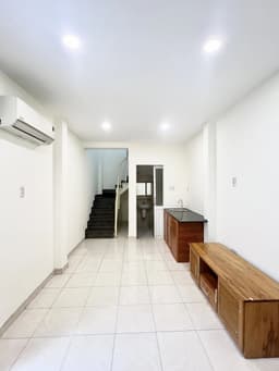 thumb-d73f9081-b773-11ef-952a-0242ac130002
